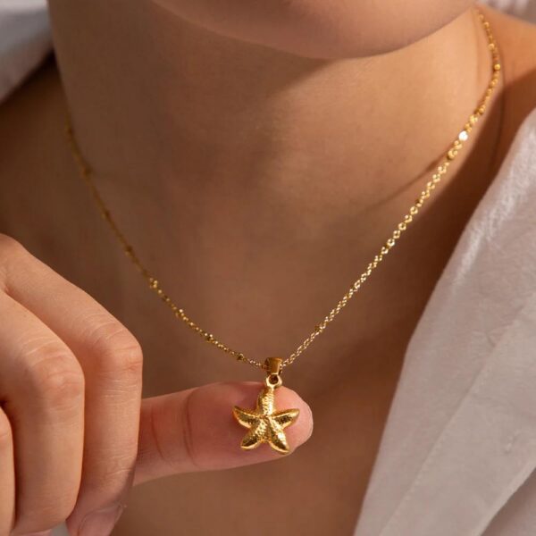chain, pendant